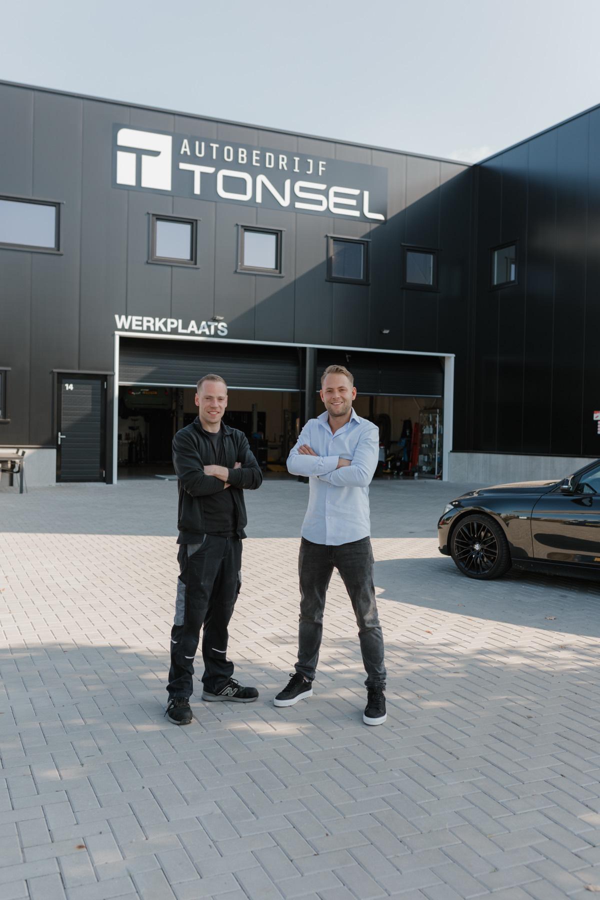 Het team van Autobedrijf Tonsel