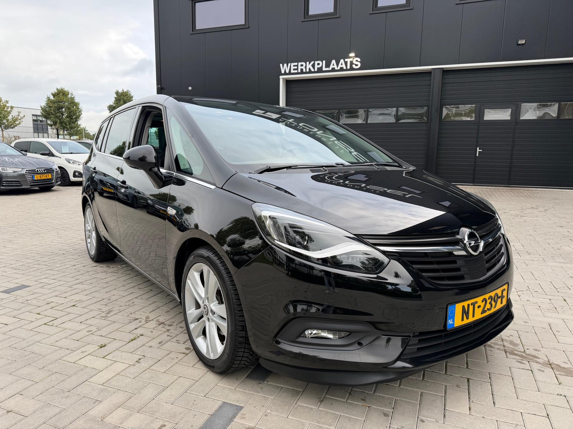Opel Zafira 1.4 Turbo Innovation 7p. / Panorama / Trekhaak / Winterpakket / Cruise / LED — foto 4