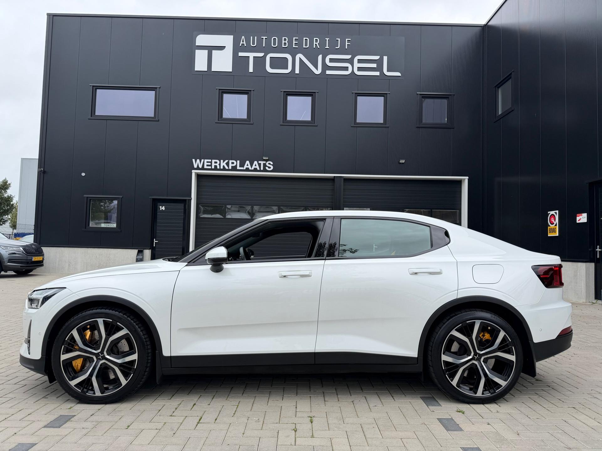 Polestar 2 Long Range Dual Motor Launch Edition 78kWh Performance Pack / Harman/Kardon / Panorama — foto 2