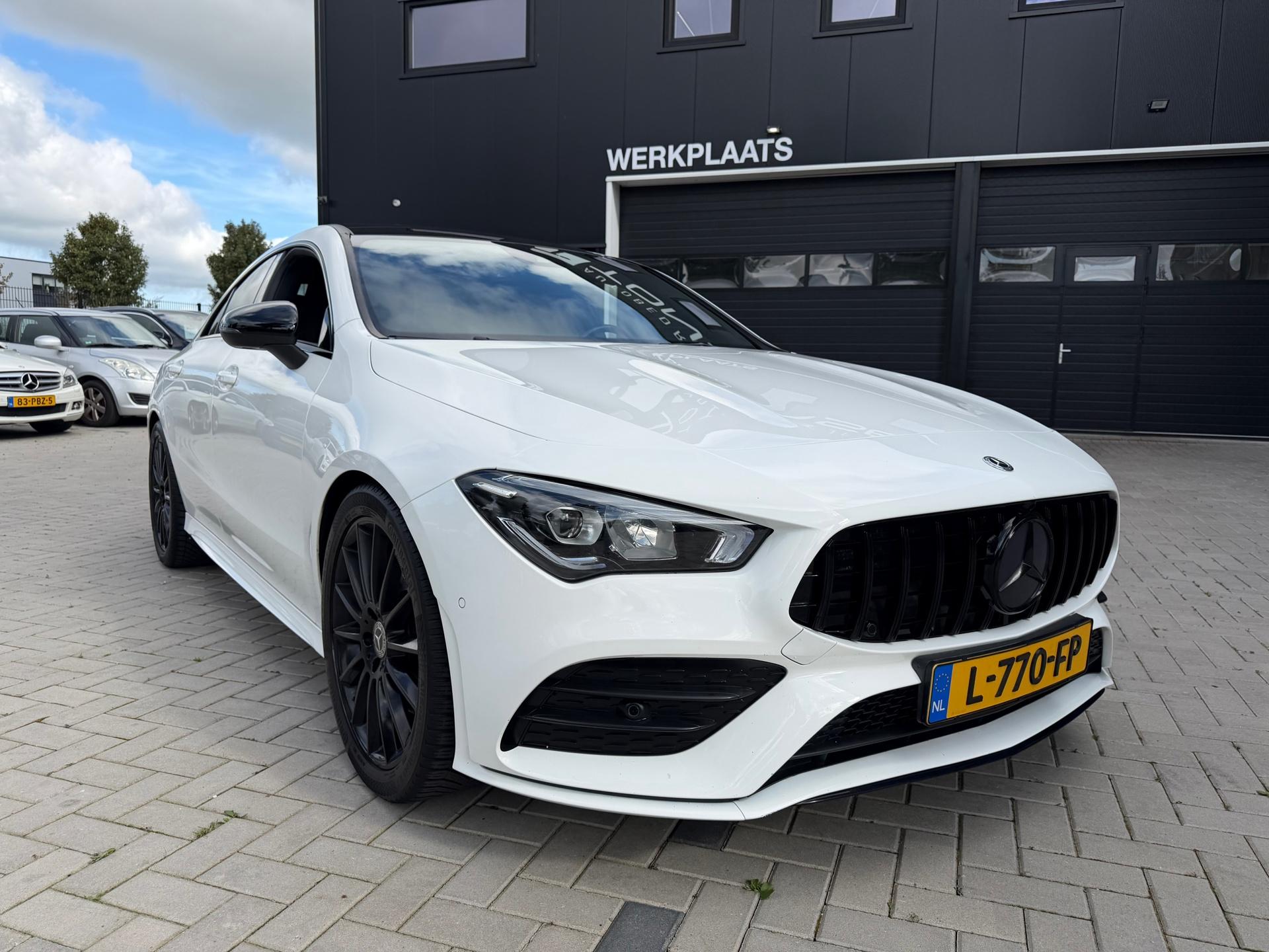 Mercedes-Benz CLA-klasse 200 AMG / Night / Panorama / Ambient / Carplay — foto 4