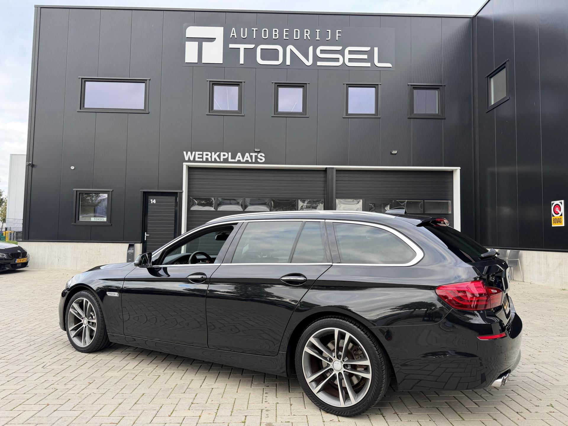 BMW 5-serie Touring 520d High Executive Luxury / Automaat / Leer / Stoelverwarming — foto 3