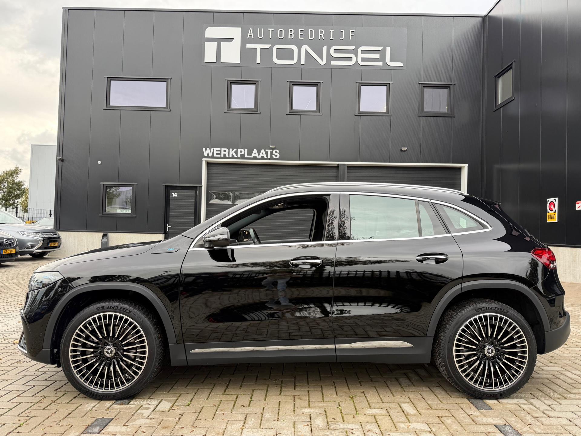 Mercedes-Benz EQA 250 AMG 67 kWh / Pano / Memory / Burmeister / Leer / Ambient — foto 2
