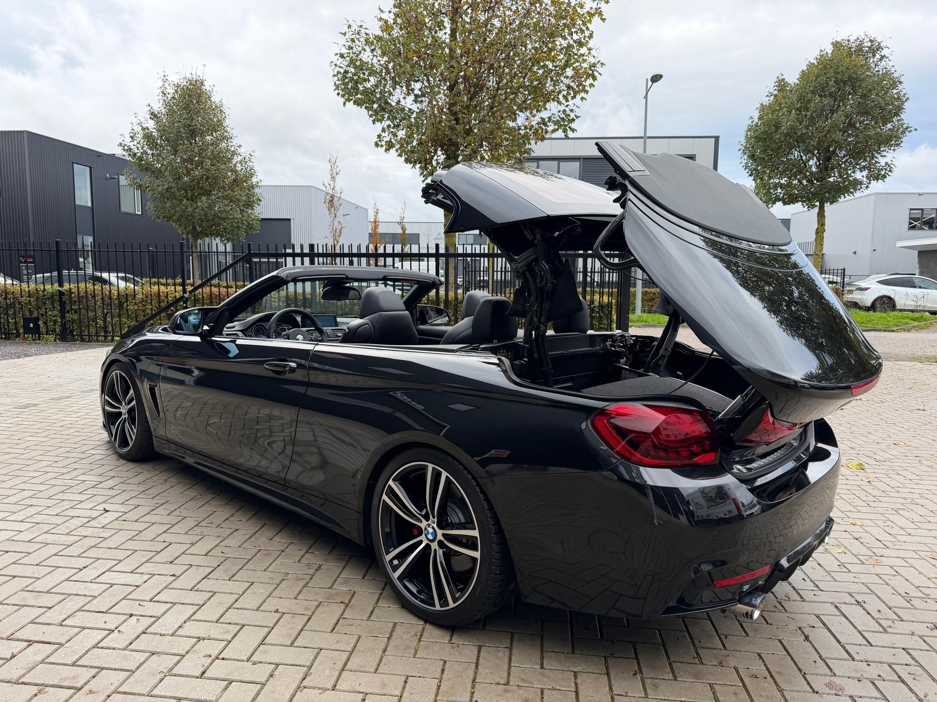 BMW 4-serie Cabrio 435i M Sport / HUD / Camera / Leder / 19" Inch LMV — foto 4