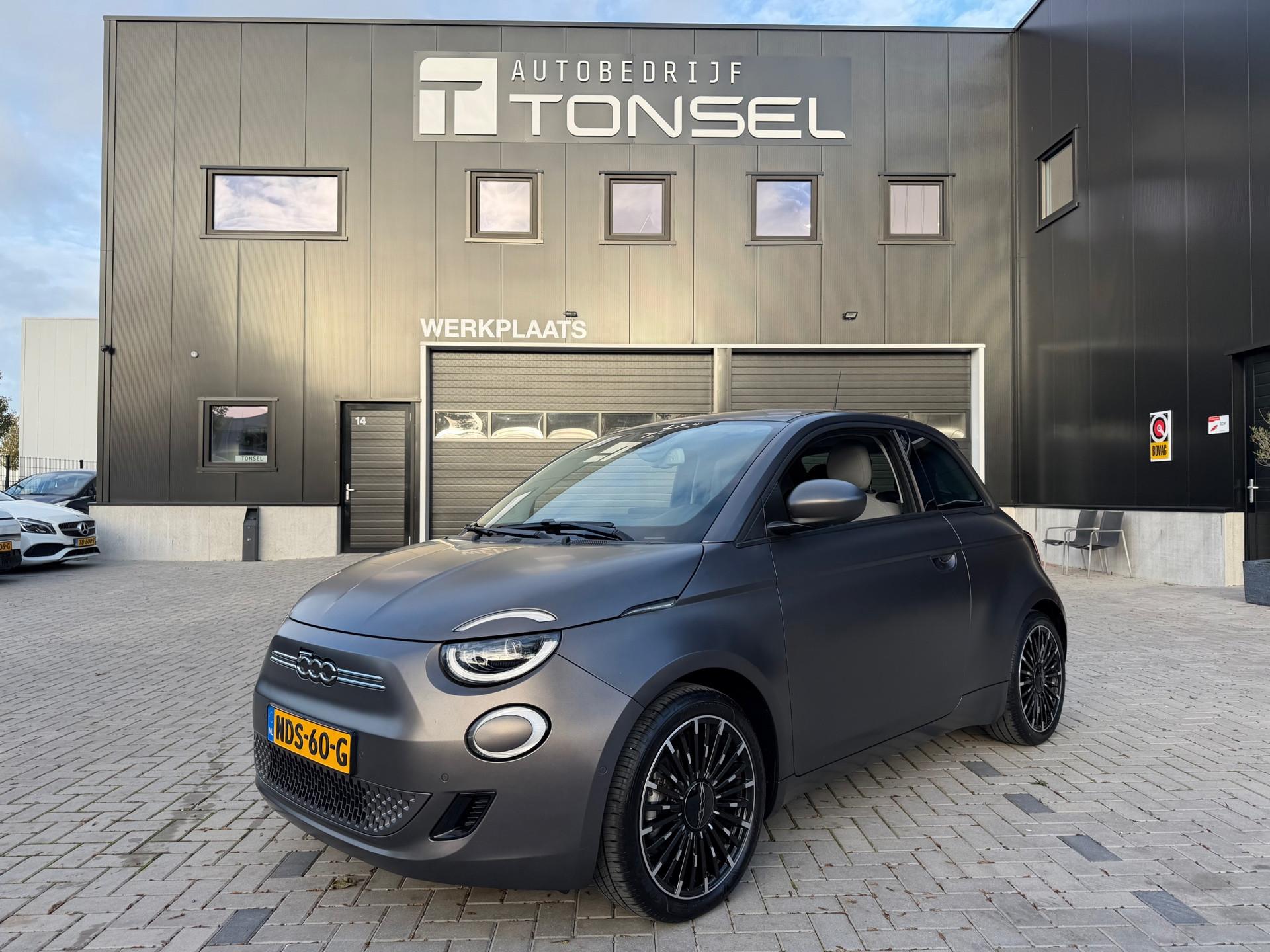 Fiat 500 La Prima 42 kWh / Cloud Grey Matt / Camera